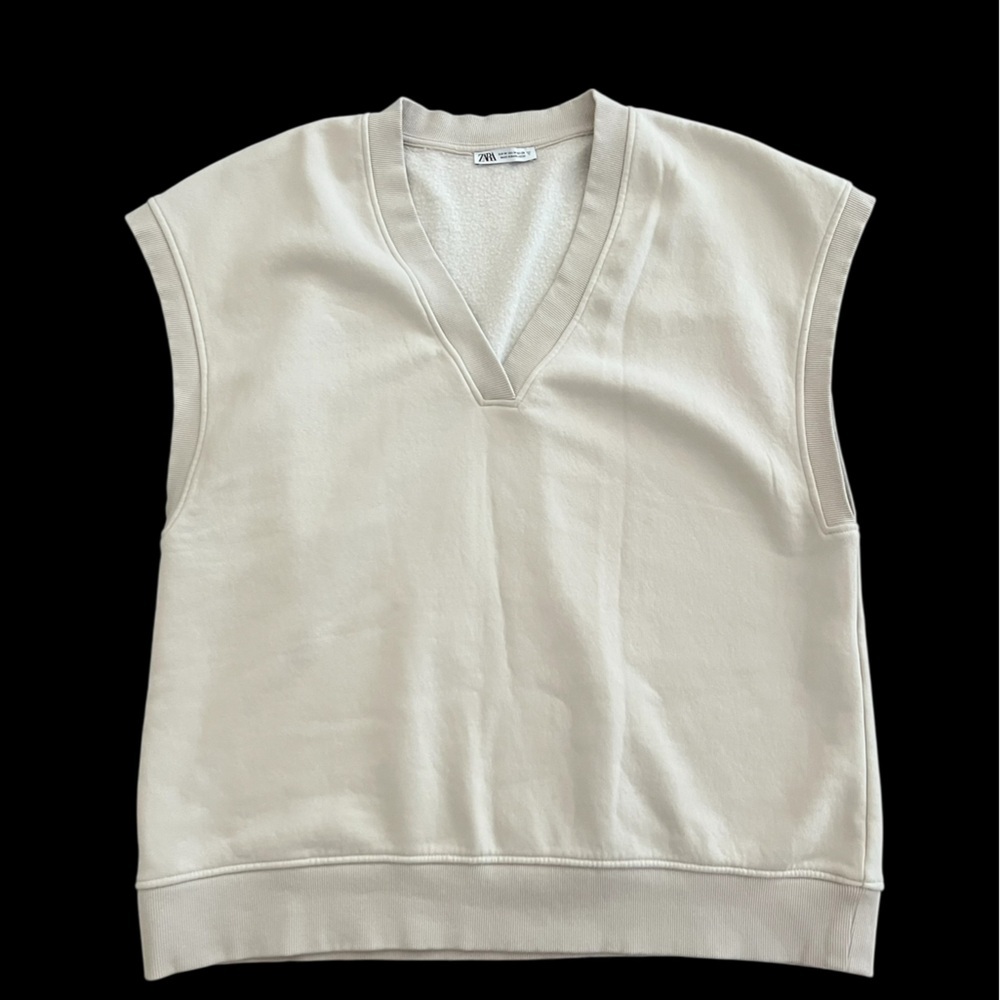 💘ZARA Soft VNeck Pullover Shirt
